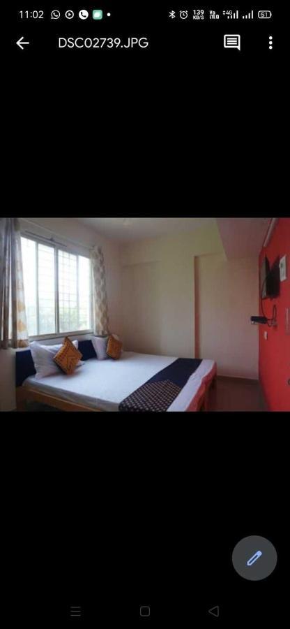 Hotel O Chalukya Executive Phursungi 外观 照片